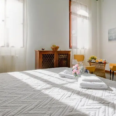 Locazione Turistica Corte Vecchia 3* Venedik