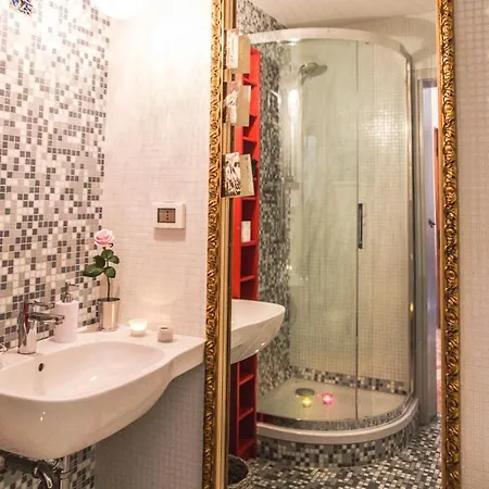 Bed and Breakfast Locazione Turistica Corte Vecchia 3*