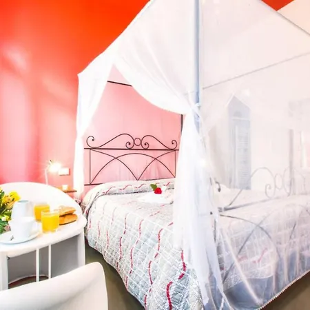 Bed and Breakfast Locazione Turistica Corte Vecchia 3*