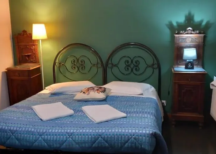 Locazione Turistica Corte Vecchia Bed & Breakfast 3*