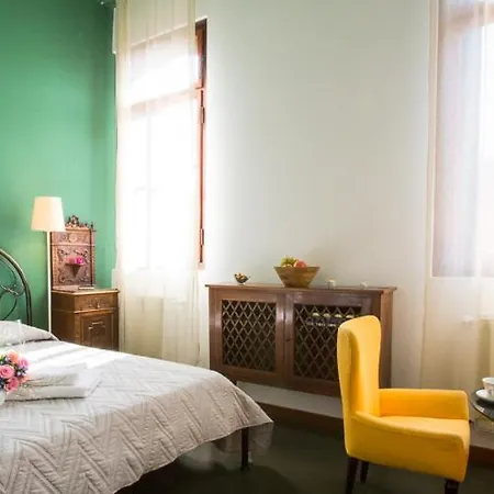 Locazione Turistica Corte Vecchia 3*