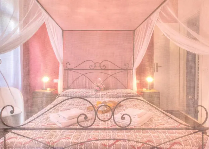 فندق مبيت وإفطار Locazione Turistica Corte Vecchia